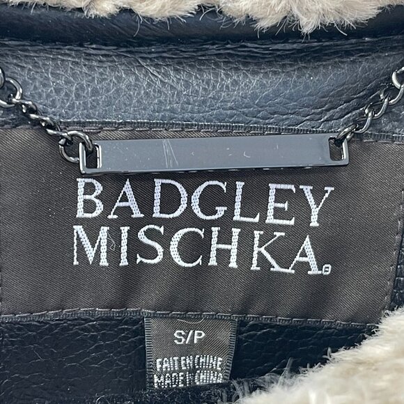 Badgely Mischka Rakel Faux Shearling Jacket - Small - NWT - Picture 3 of 7